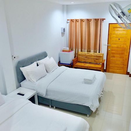 Baan Krutoom Hotel Chiangkhan Chiang Khan Exteriör bild