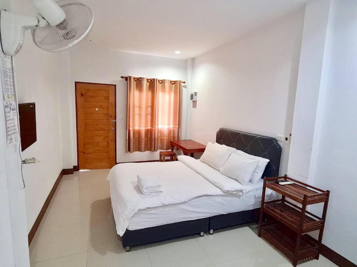 Baan Krutoom Hotel Chiangkhan Chiang Khan Exteriör bild