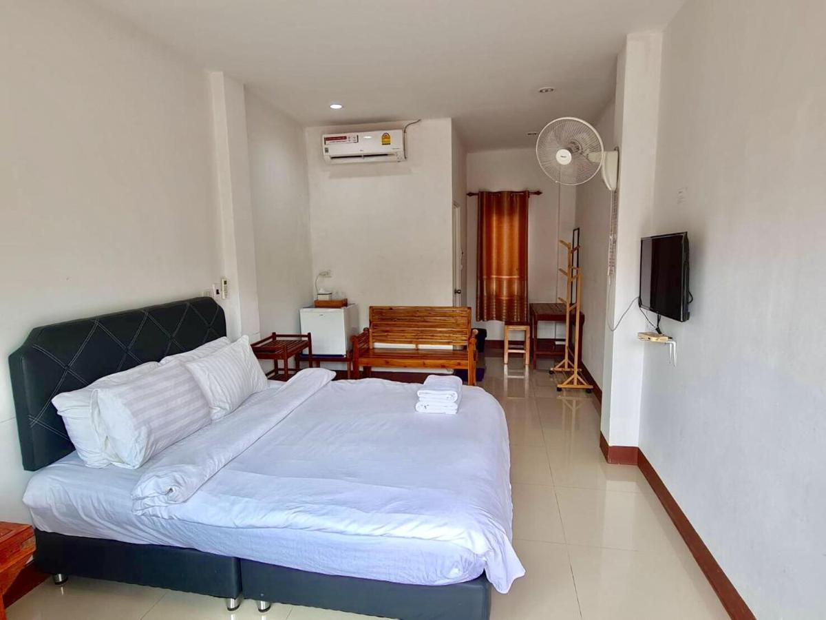 Baan Krutoom Hotel Chiangkhan Chiang Khan Exteriör bild